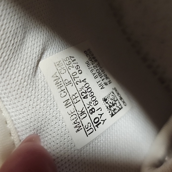 Adidas equipment - Picture 2 of 8